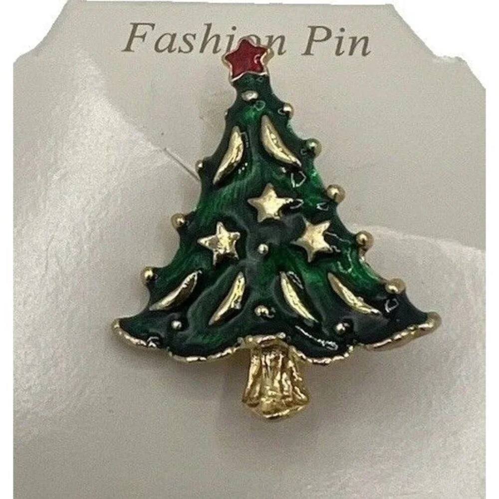 Christmas Tree Enamel Fashion Pin Brooch Gold Tone Red Star in Gift Box